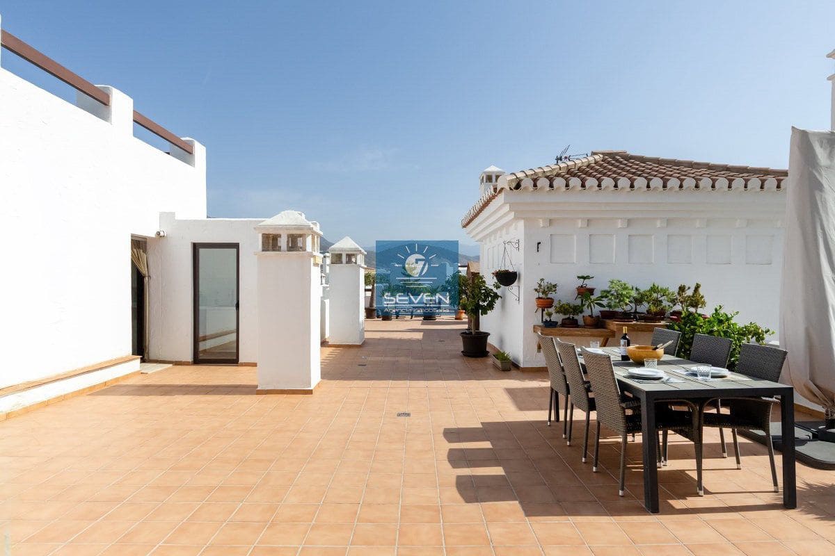 3 camera da letto Attico in vendita in Salobrena con piscina garage - 379.000 € (Rif: 10030198)