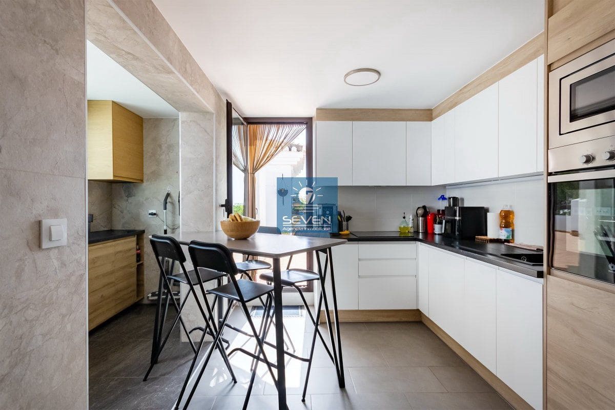 3 camera da letto Attico in vendita in Salobrena con piscina garage - 379.000 € (Rif: 10030198)