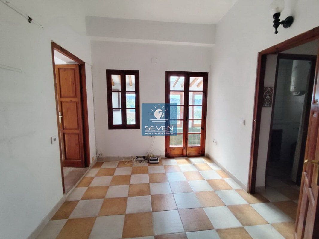 3 slaapkamer Villa te koop in La Herradura met zwembad garage - € 549.000 (Ref: 10037832)
