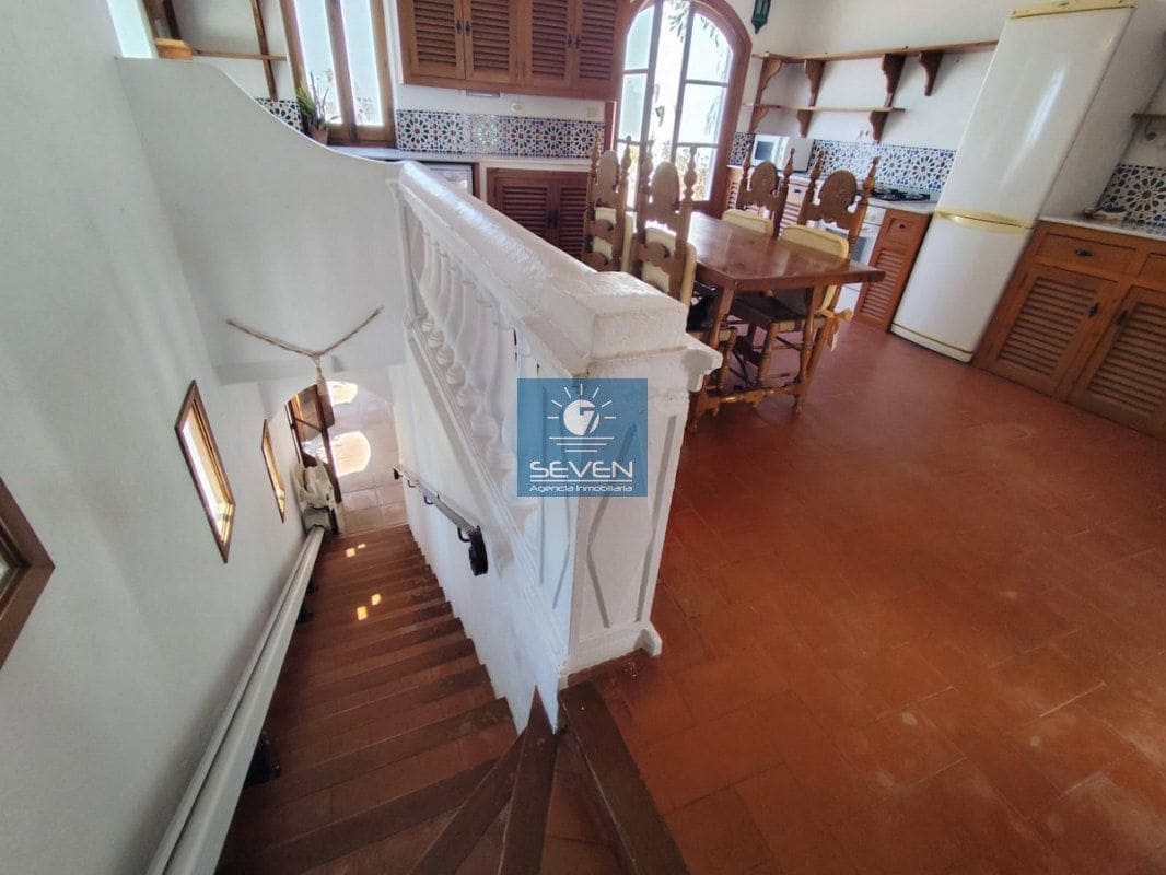 3 slaapkamer Villa te koop in La Herradura met zwembad garage - € 549.000 (Ref: 10037832)