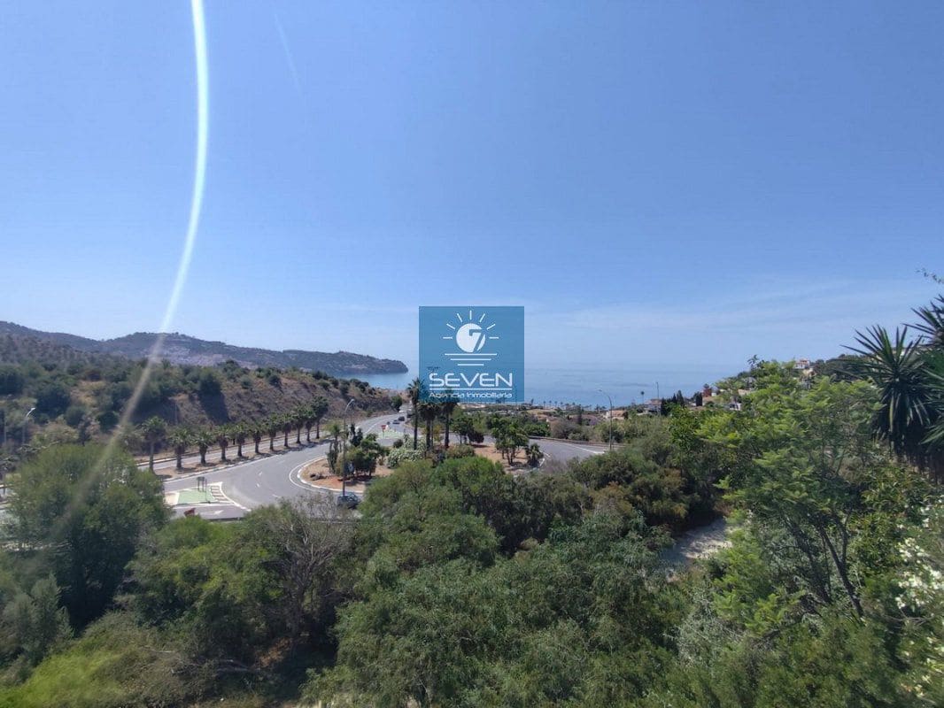 3 slaapkamer Villa te koop in La Herradura met zwembad garage - € 549.000 (Ref: 10037832)