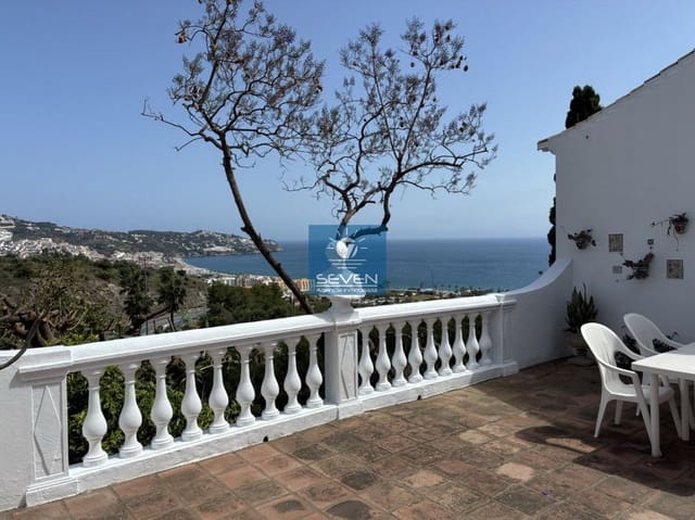 3 slaapkamer Villa te koop in La Herradura, Almuñécar met zwembad garage - € 549.000 (Ref: 10037832)