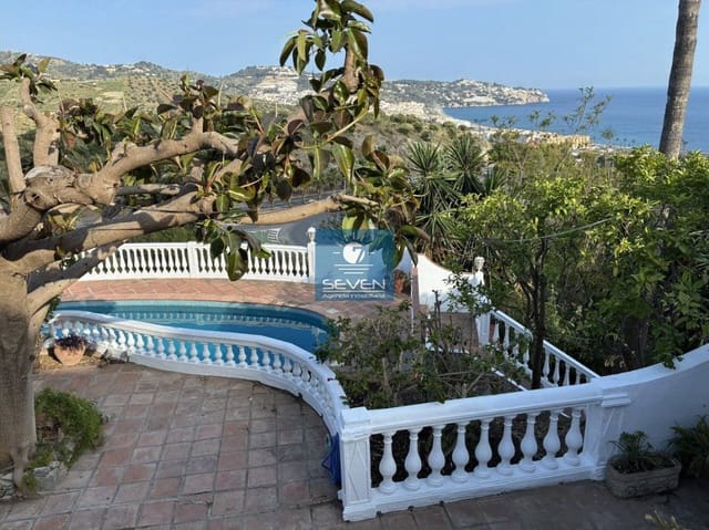 3 slaapkamer Villa te koop in La Herradura, Almuñécar met zwembad garage - € 549.000 (Ref: 10037832)