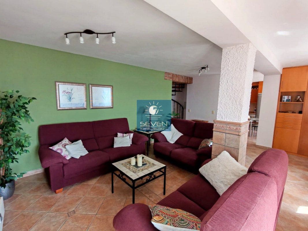 Chalet de 3 habitaciones en Salobreña en venta con piscina garaje - 495.000 € (Ref: 10061672)