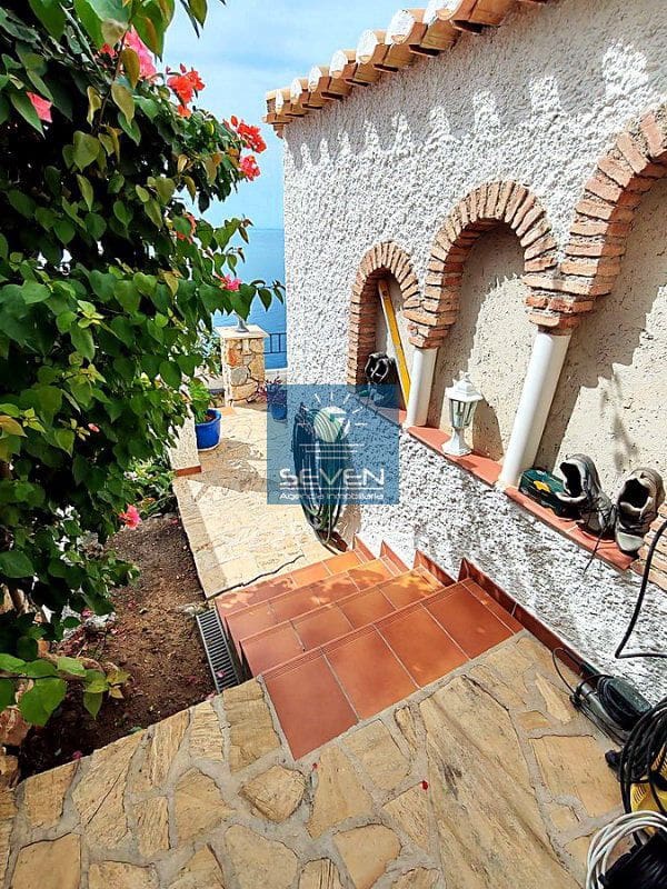 Chalet de 3 habitaciones en Salobreña en venta con piscina garaje - 495.000 € (Ref: 10061672)