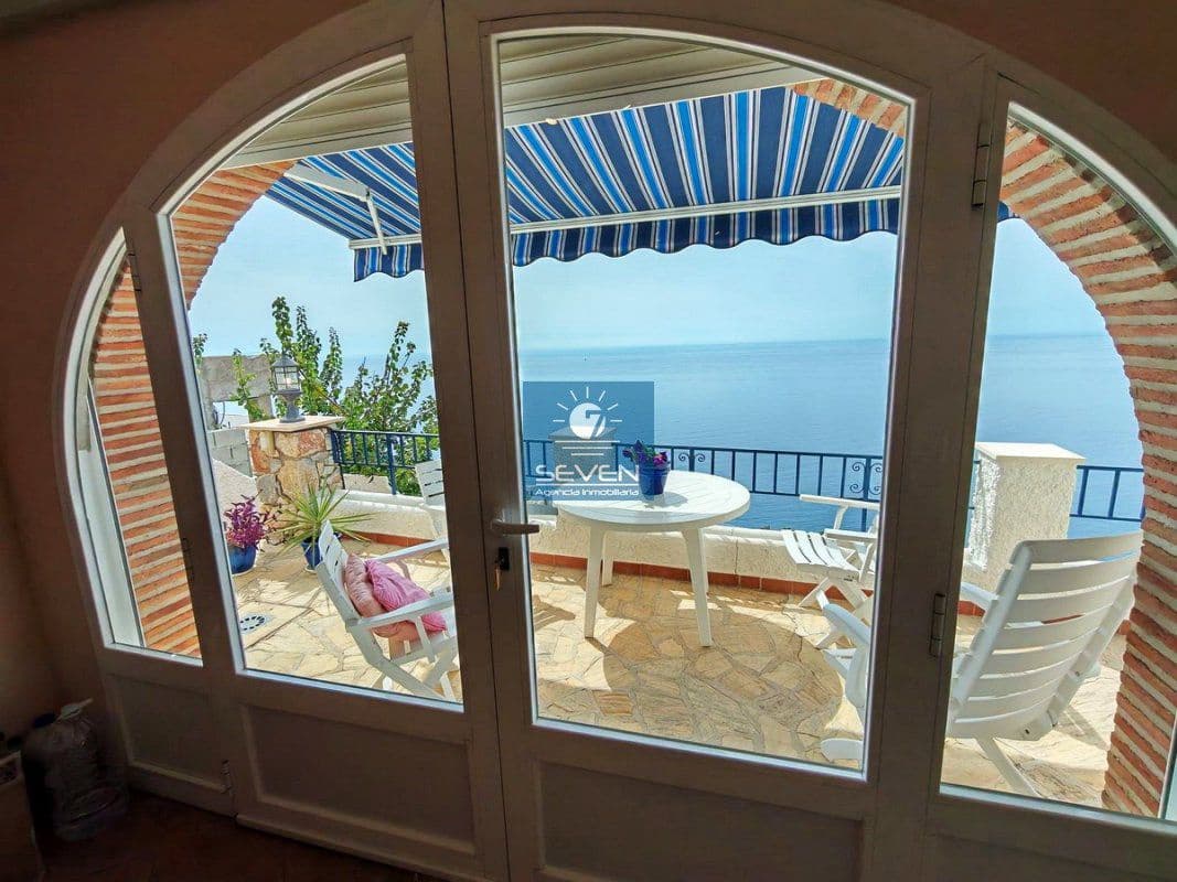 Chalet de 3 habitaciones en Salobreña en venta con piscina garaje - 495.000 € (Ref: 10061672)