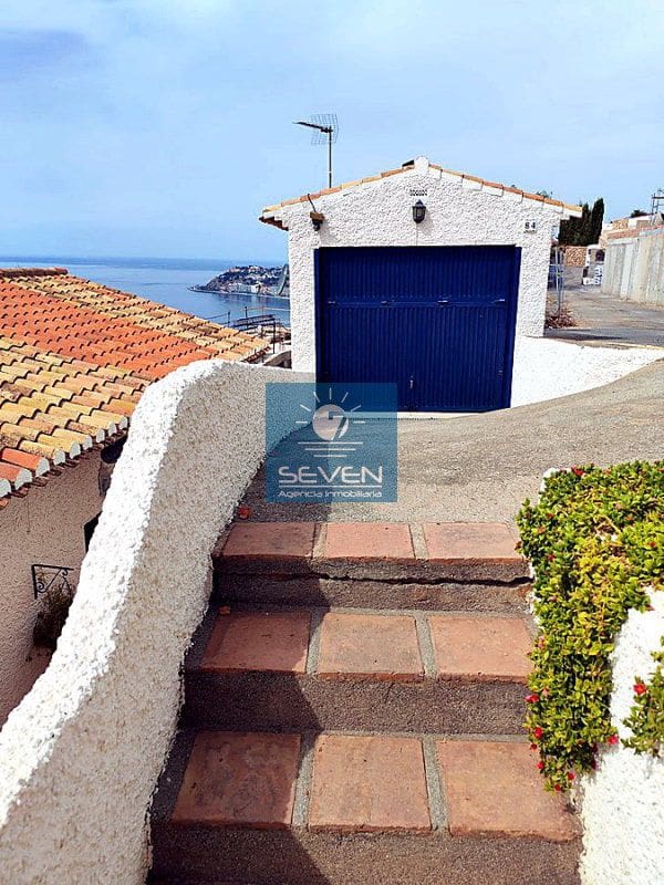 Chalet de 3 habitaciones en Salobreña en venta con piscina garaje - 495.000 € (Ref: 10061672)