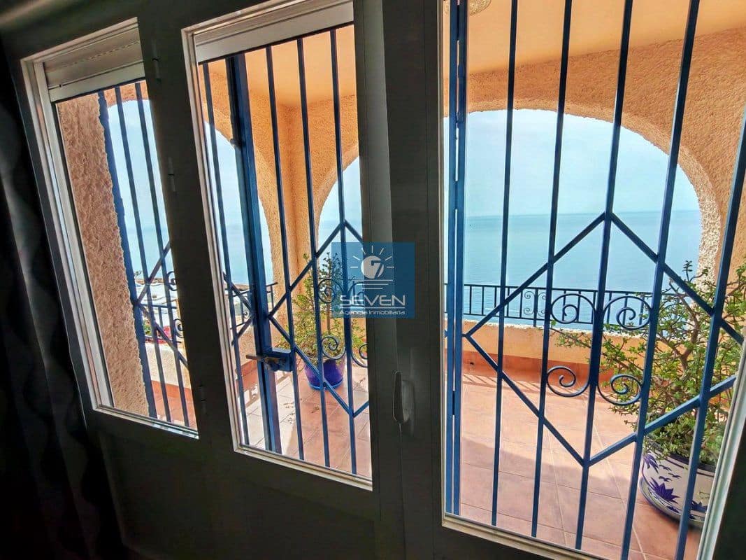 Chalet de 3 habitaciones en Salobreña en venta con piscina garaje - 495.000 € (Ref: 10061672)