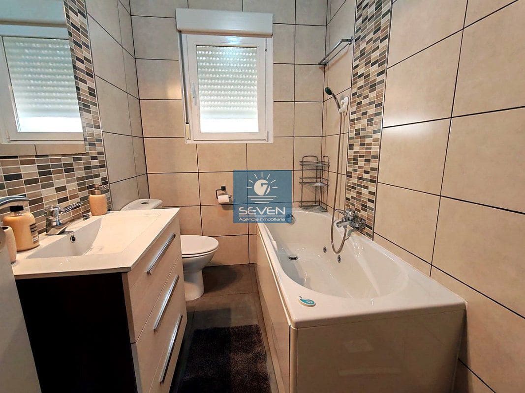Chalet de 3 habitaciones en Salobreña en venta con piscina garaje - 495.000 € (Ref: 10061672)