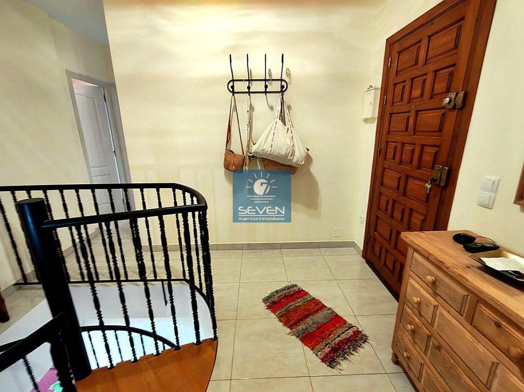 Chalet de 3 habitaciones en Salobreña en venta con piscina garaje - 495.000 € (Ref: 10061672)