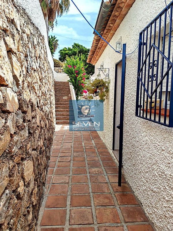 Chalet de 3 habitaciones en Salobreña en venta con piscina garaje - 495.000 € (Ref: 10061672)