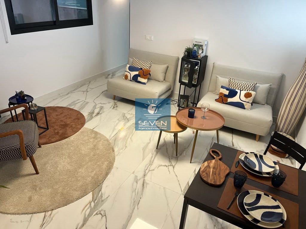 4 makuuhuone Huvila myytävänä paikassa Las Colinas Golf mukana 
autotalli - 2 950 000 € (Ref: 8040474)