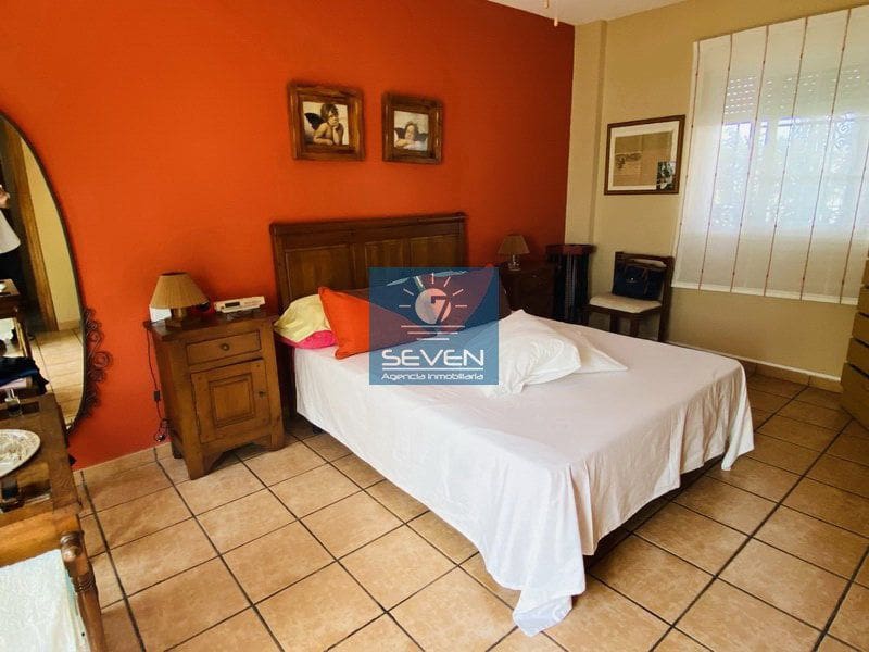 3 slaapkamer Villa te koop in Almunecar met garage - € 680.000 (Ref: 8176660)