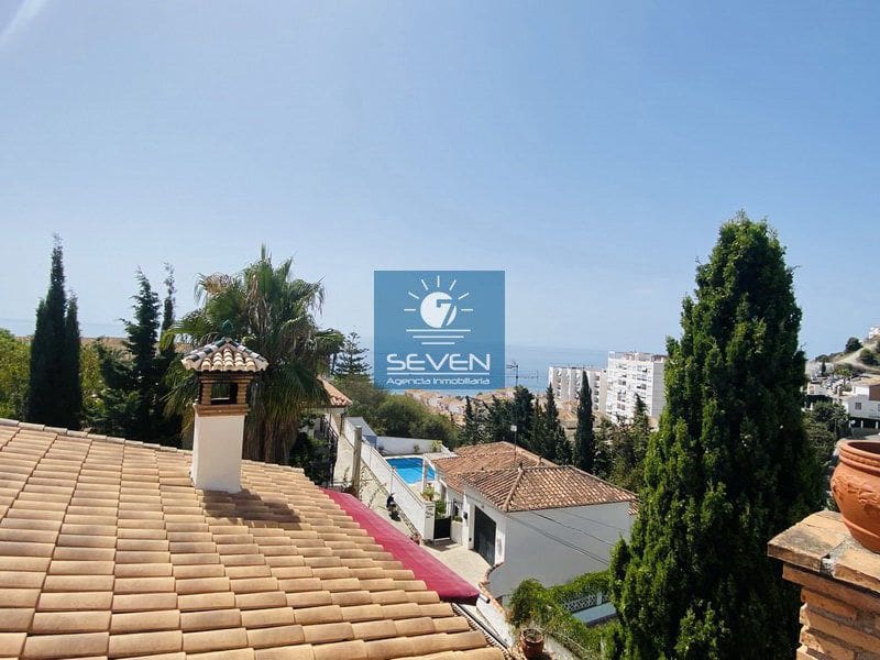 3 slaapkamer Villa te koop in Almunecar met garage - € 680.000 (Ref: 8176660)