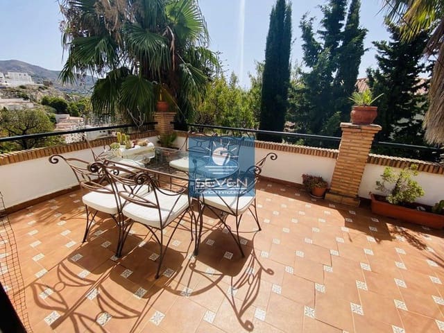 3 bedroom Villa for sale in Almuñécar with garage - € 680,000 (Ref: 8176660)
