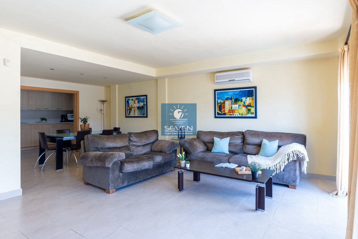 3 soveværelse Byhus til leje i Almunecar - € 1.200 (Ref: 8232790)