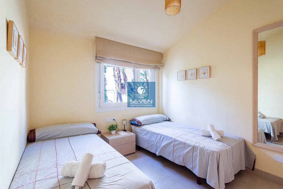 3 soveværelse Byhus til leje i Almunecar - € 1.200 (Ref: 8232790)