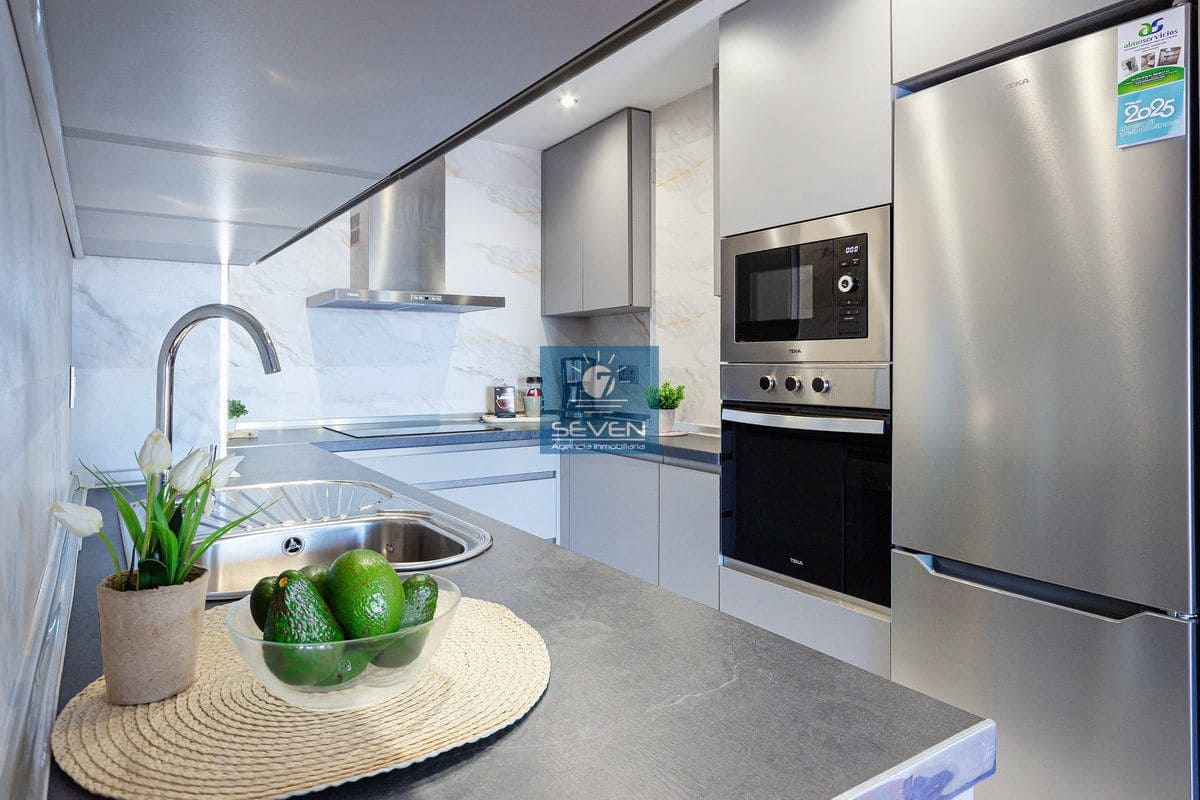 3 soveværelse Villa til leje i Almunecar - € 1.500 (Ref: 8232791)