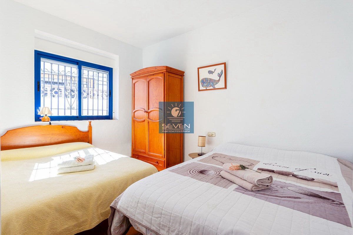 3 soveværelse Villa til leje i Almunecar - € 1.500 (Ref: 8232791)