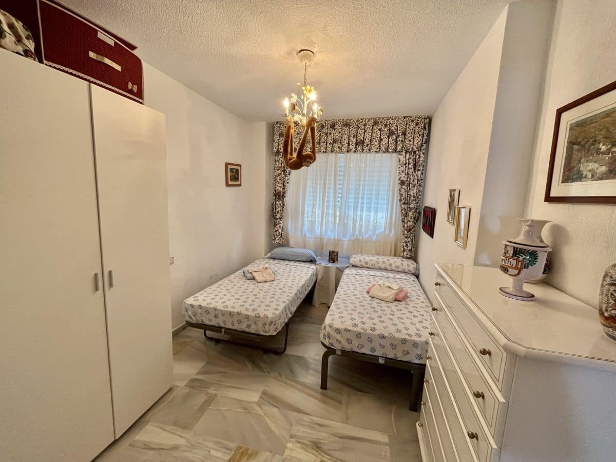 2 bedroom Apartment for rent in Almunecar with garage - € 1,000 (Ref: 8232792)