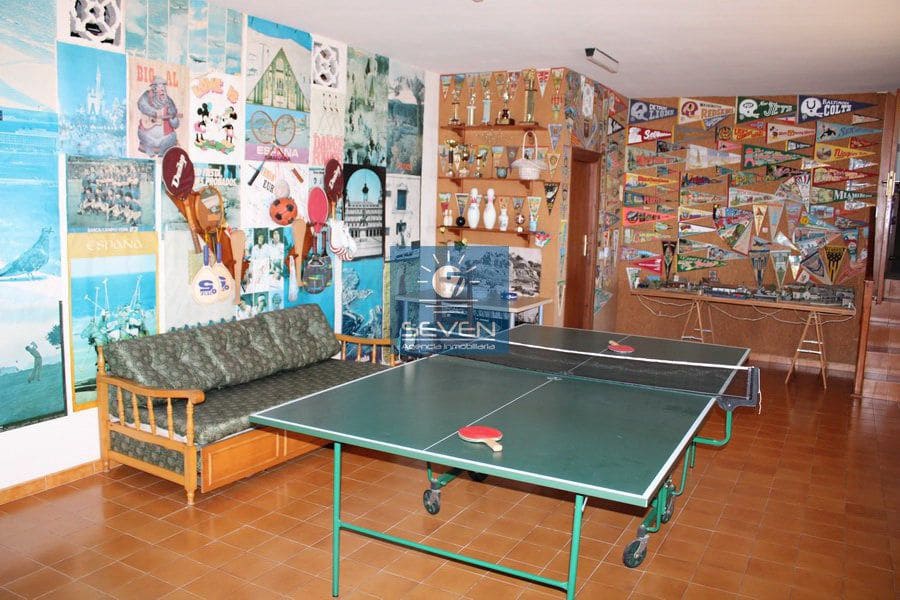 6 bedroom Villa for sale in Almunecar with garage - € 650,000 (Ref: 8322469)