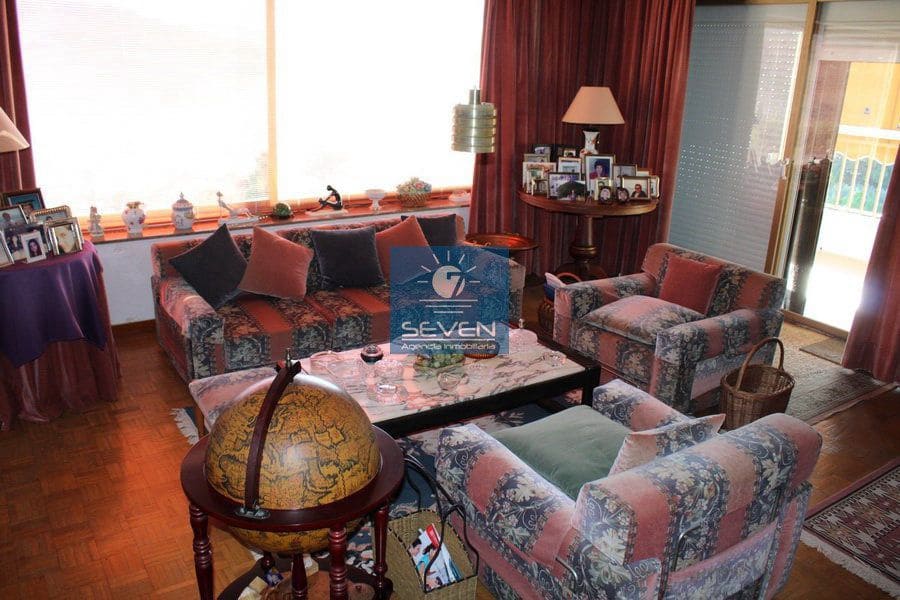 6 bedroom Villa for sale in Almunecar with garage - € 650,000 (Ref: 8322469)