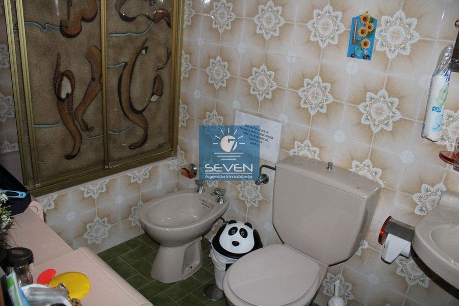 6 bedroom Villa for sale in Almunecar with garage - € 650,000 (Ref: 8322469)