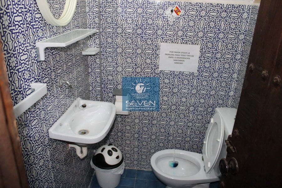 6 bedroom Villa for sale in Almunecar with garage - € 650,000 (Ref: 8322469)