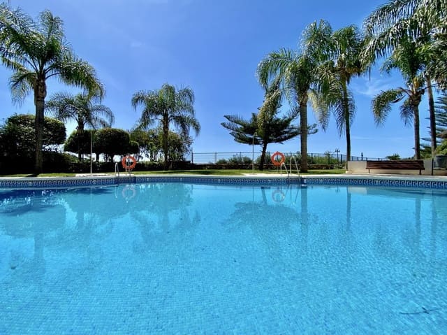 2 bedroom Apartment for rent in Almuñécar with garage - € 950 (Ref: 8402925)