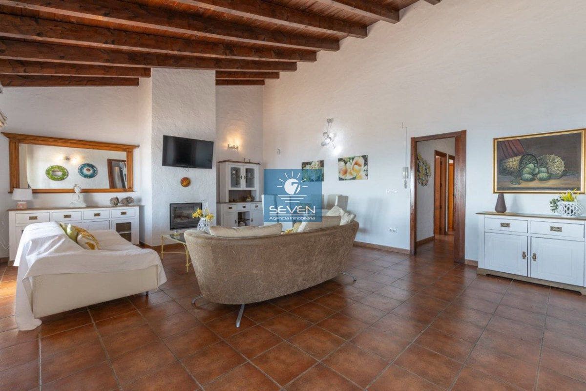 3 soveværelse Villa til salg i Almunecar - € 750.000 (Ref: 8572292)