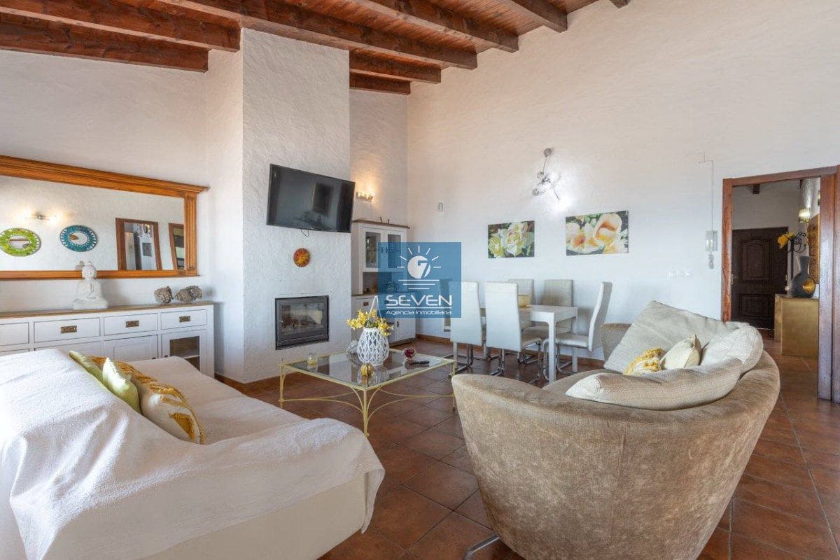 3 soveværelse Villa til salg i Almunecar - € 750.000 (Ref: 8572292)