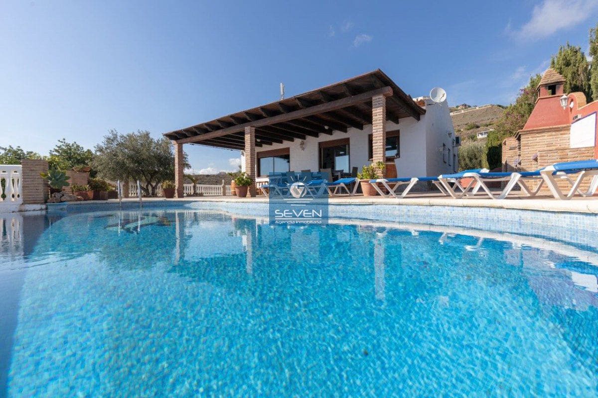 3 soveværelse Villa til salg i Almunecar - € 750.000 (Ref: 8572292)