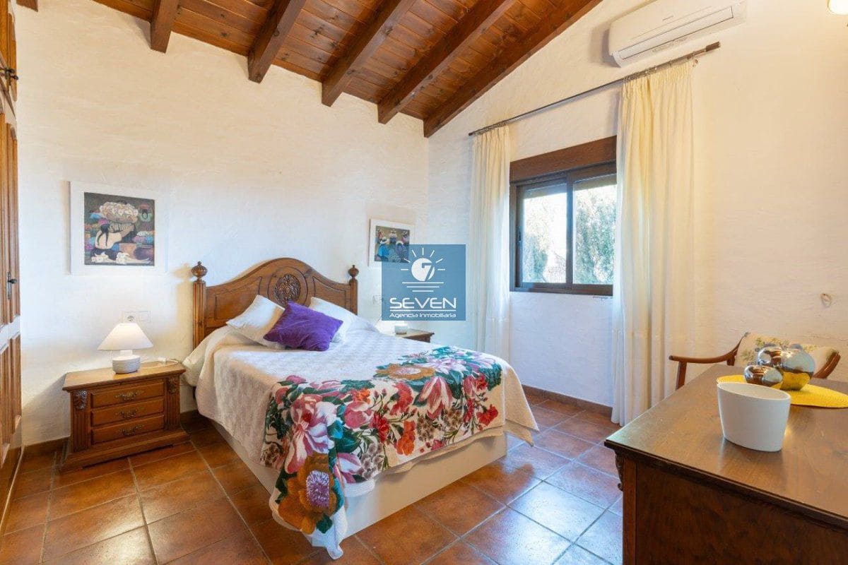 3 soveværelse Villa til salg i Almunecar - € 750.000 (Ref: 8572292)