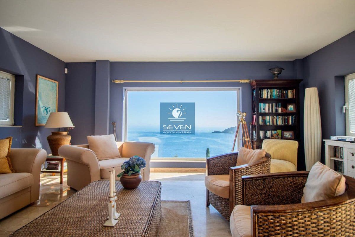 4 quarto Moradia para venda em Cotobro com garagem - 2 700 000 € (Ref: 8615134)