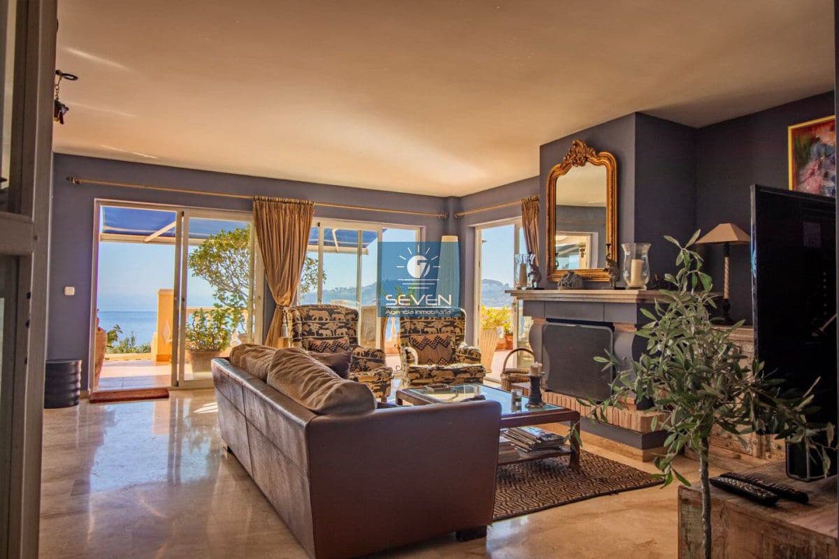 4 quarto Moradia para venda em Cotobro com garagem - 2 700 000 € (Ref: 8615134)