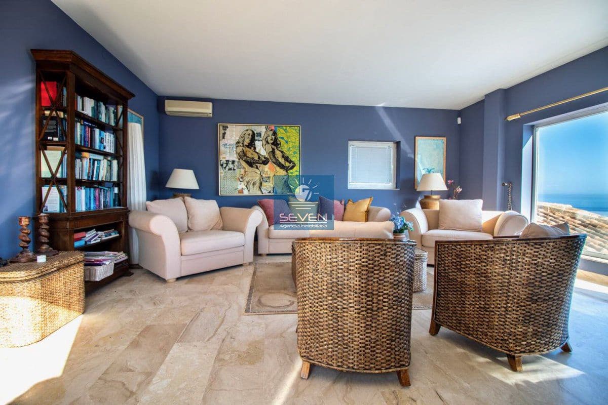 4 quarto Moradia para venda em Cotobro com garagem - 2 700 000 € (Ref: 8615134)