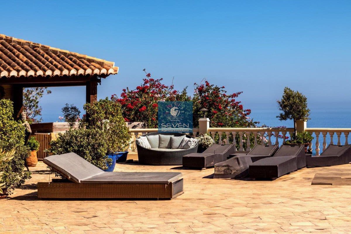 4 quarto Moradia para venda em Cotobro com garagem - 2 700 000 € (Ref: 8615134)