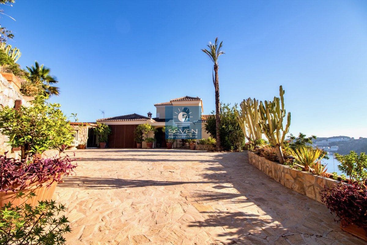 4 quarto Moradia para venda em Cotobro com garagem - 2 700 000 € (Ref: 8615134)