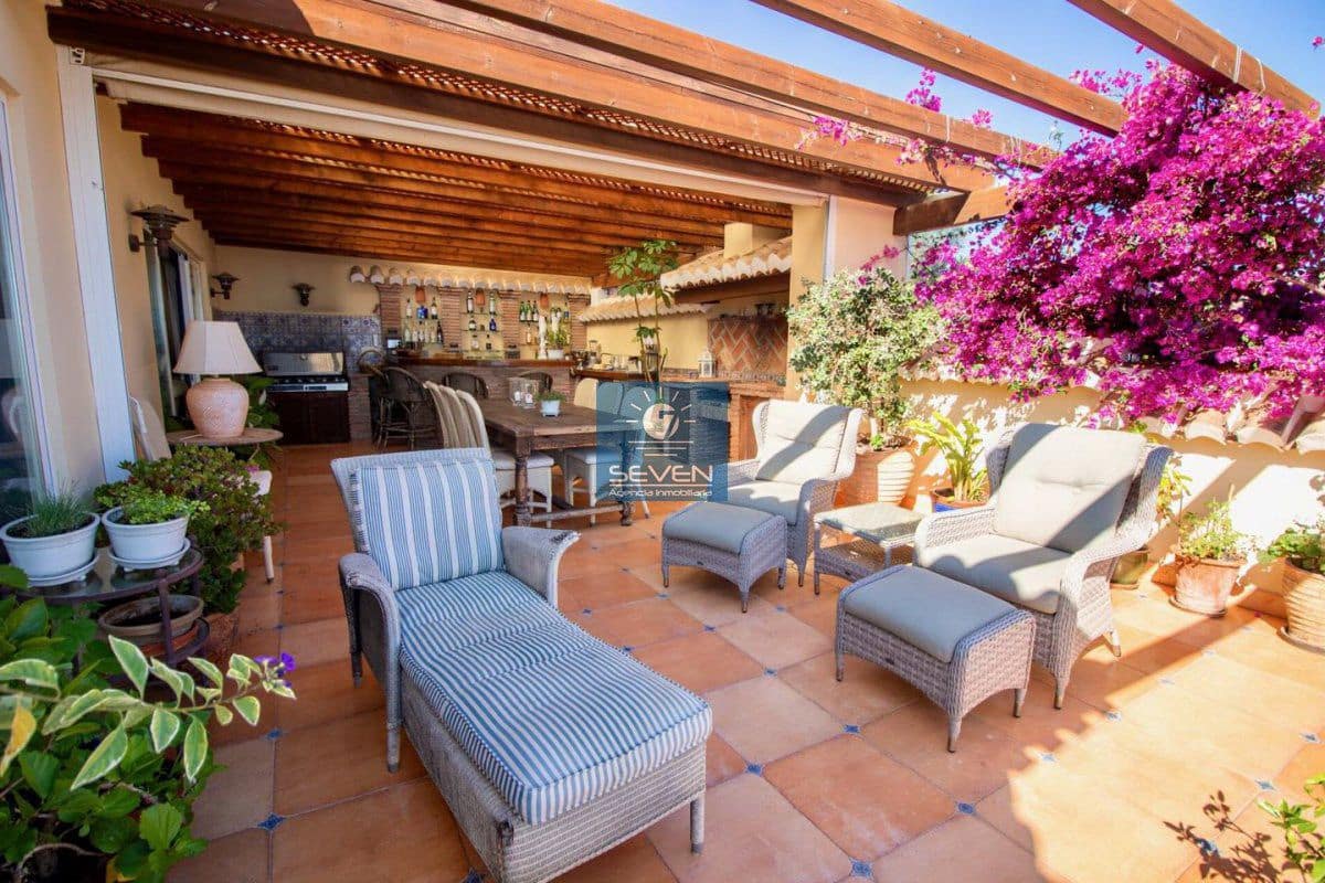 4 quarto Moradia para venda em Cotobro com garagem - 2 700 000 € (Ref: 8615134)