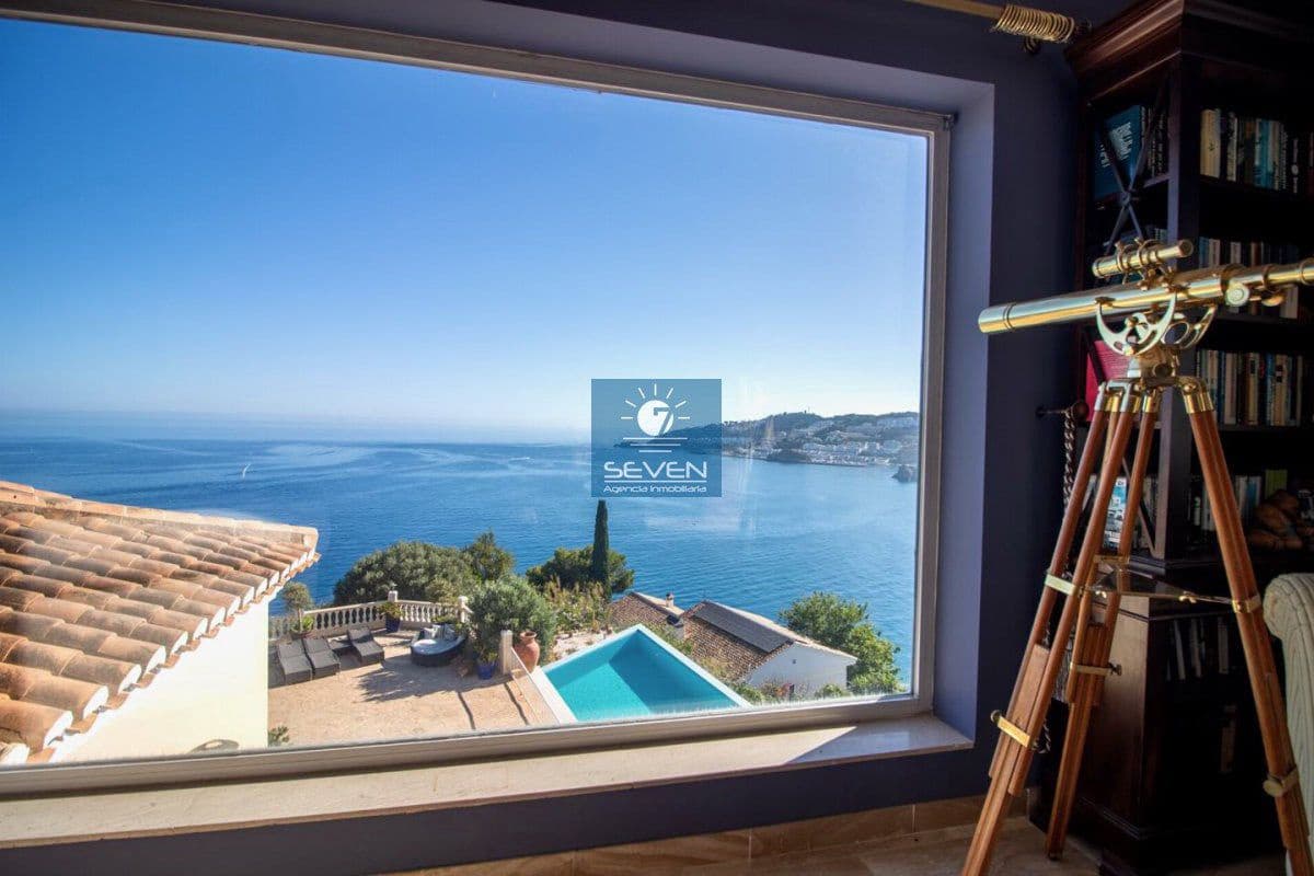 4 quarto Moradia para venda em Cotobro com garagem - 2 700 000 € (Ref: 8615134)