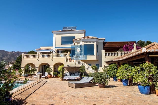 4 Zimmer Villa zu verkaufen in Cotobro, Almuñécar mit Garage - 2.700.000 € (Ref: 8615134)