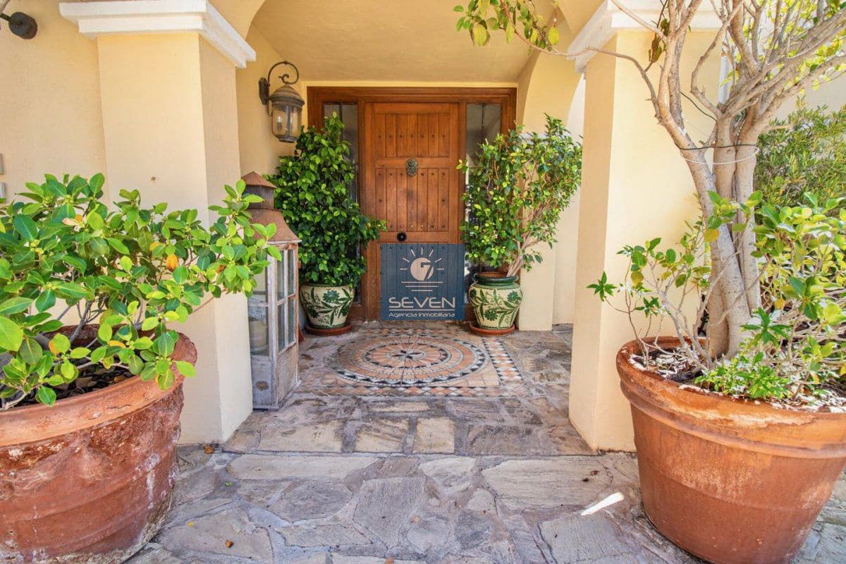 4 quarto Moradia para venda em Cotobro com garagem - 2 700 000 € (Ref: 8615134)