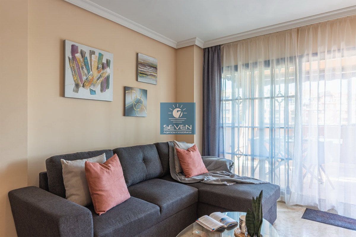 2 Zimmer Apartment zu vermieten in Almunecar mit Garage - 950 € (Ref: 8735300)