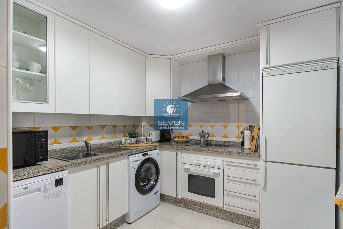 2 Zimmer Apartment zu vermieten in Almunecar mit Garage - 950 € (Ref: 8735300)