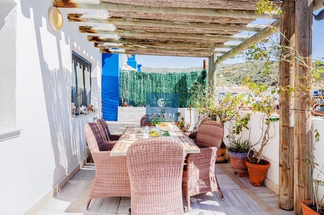 4 bedroom Penthouse for sale in Almuñécar with garage - € 455,000 (Ref: 8866959)