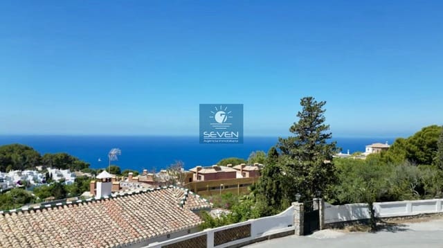Grunde uden byggetilladelser til salg i La Herradura, Almuñécar - € 800.000 (Ref: 8940718)