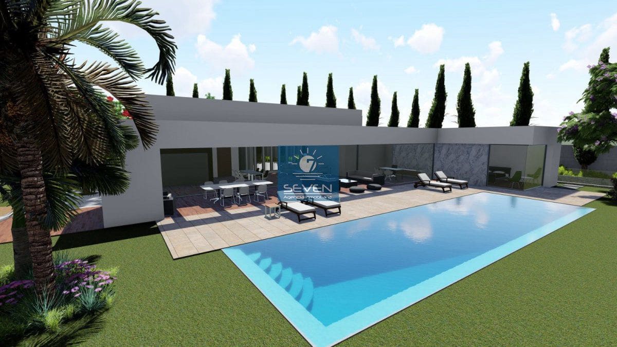 Grunde uden byggetilladelser til salg i La Herradura - € 800.000 (Ref: 8940718)