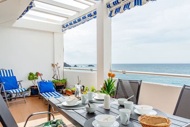 2 bedroom Apartment for holiday rental in Almuñécar - € 950 (Ref: 9012378)