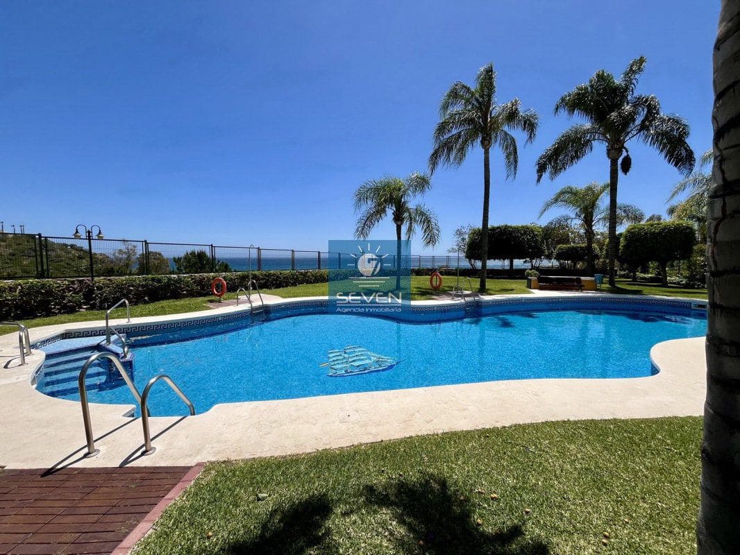 2 quarto Apartamento para arrendamento para férias em Almunecar com Garagem - 950 € (Ref: 9012379)