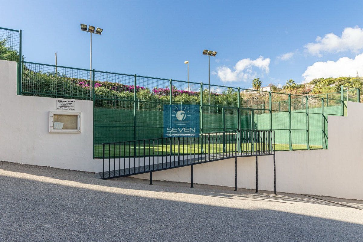 2 quarto Apartamento para arrendamento para férias em Almunecar com Garagem - 950 € (Ref: 9012379)